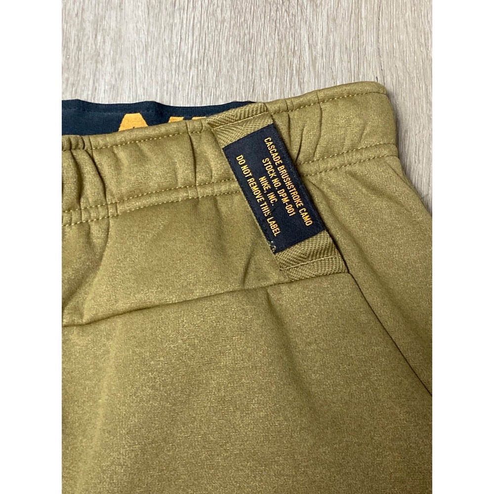 Nike Therma-FIT Mens Joggers Olive Green Cascade Brushstroke Camo Pants Medium - Picture 3 of 4